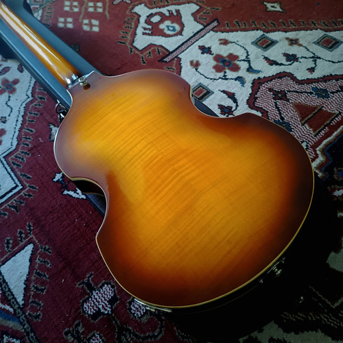 Bajo Electrico Epiphone Viola Bass ( Hofner, Ibanez, Squier) Diestro Amarillo Barnizado 4 (Usado)