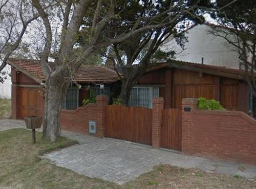 Casa En Venta - 2 Dormitorios 2 Baños - Cochera - 144mts2 - La Lucila Del Mar