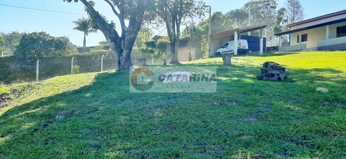 Imagem 5 de 14 de Belissima Chacara Em Condominio Fechado