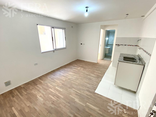 Imagen 1 de 7 de Venta De Departamento 2 Ambientes En Wilde (28830)