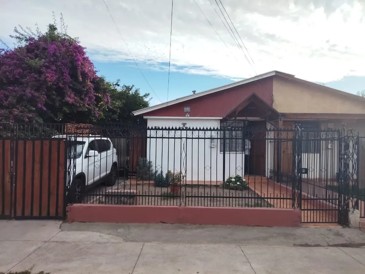 Imagen 1 de 14 de Se Vende Casa En Conchali