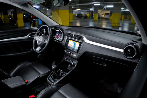 MG Zs 1.5 Com Mt