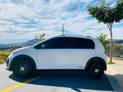 Imagem 3 de 8 de Volkswagen Up
