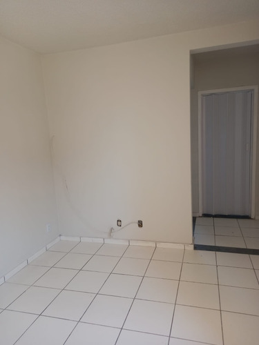 2 Quartos 1 Banheiro