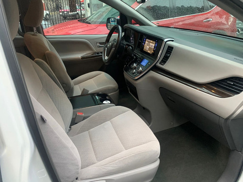 Toyota Sienna 3.5 Xle At