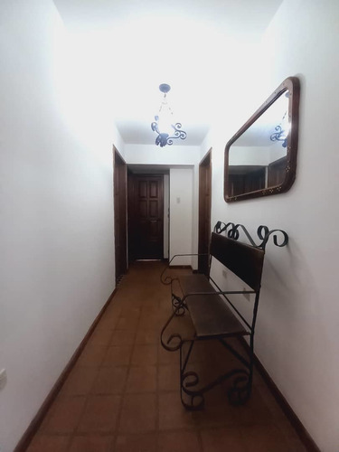 Imagen 5 de 11 de Apartamento En Alquiler Residencia Portachuelo Ah