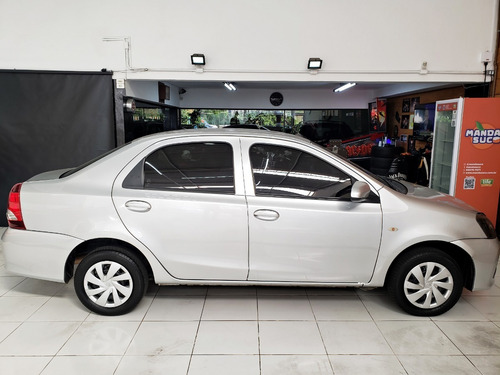Imagem 4 de 12 de Toyota Etios Sedan X 1.5 (flex)aut. 2019