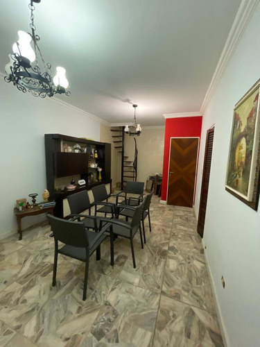 Venta Chalet 2 Dormitorios Castelar Con Cochera