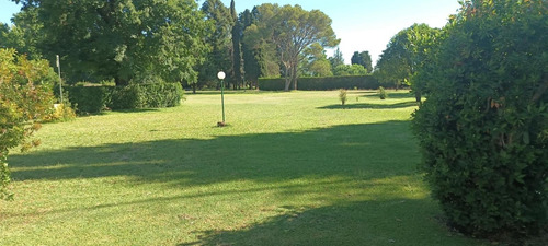Casa En Venta - 3 Dormitorios 2 Baños - Cochera - 499mts2 - Libertad