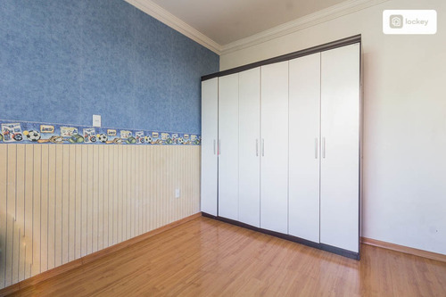 Imagem 13 de 15 de Aluguel De Casa Com 240m² E 6 Quartos - 10671