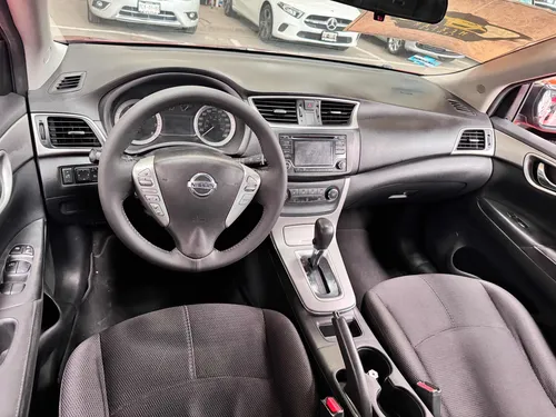 Nissan Sentra 1.8 Advance Cvt
