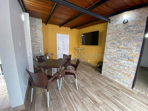 Apartamento (ph) En Venta El Encantado Mls#24-7220 Rm