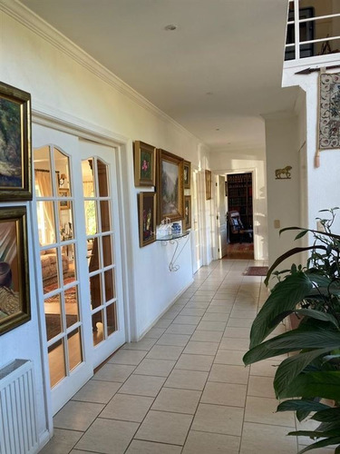 Imagen 14 de 30 de Casa Con Vista Lago Y Volcan En Venta De 5 Dorm. En Pucón