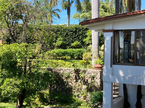 Casa En Privada En Palmira Tinguindin, Cuernavaca, Morelos - Crb-1194-cp