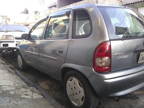 Imagem 7 de 12 de Chevrolet Corsa 2001 1.0 Wind Milenium 5p