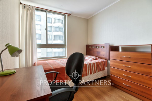 Arriendo Departamento Frente A Espacio Urbano Y Mu...