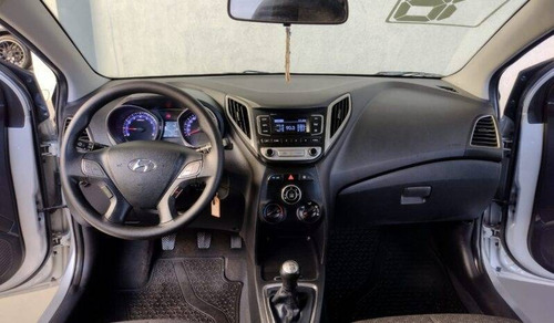 Imagem 5 de 13 de Hyundai Hb20 1.0 Comfort 12v Flex 4p Manual