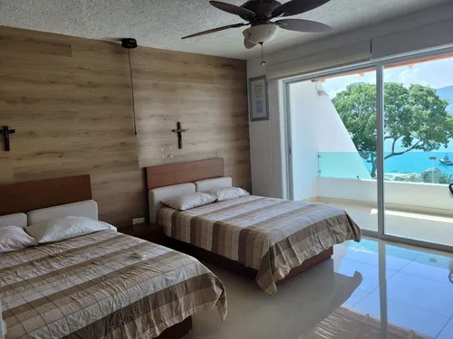 Casa En Venta En Acapulco Con Vista A La Bahía