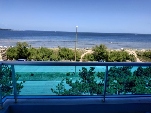 Negocio En Venta De 20 Dormitorios En Playa Mansa