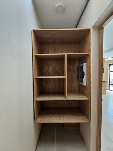 Casa Remodelada De Una Planta En Venta En Conkal.