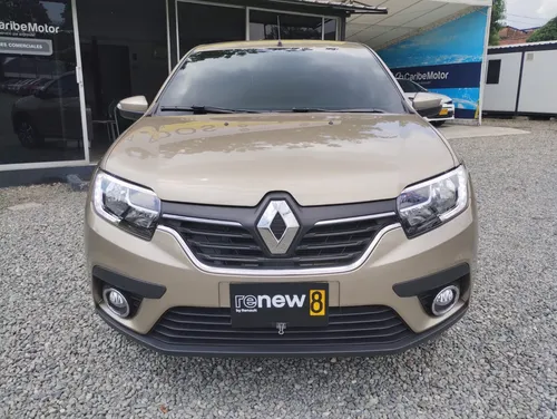 Renault Logan 1.6 Privilege / Intens