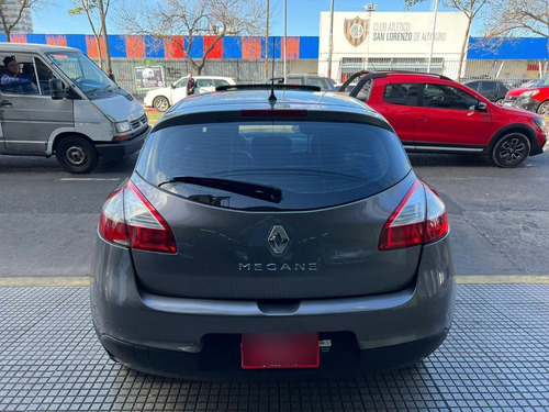 Imagen 8 de 14 de Renault Megane 3 Año 2011