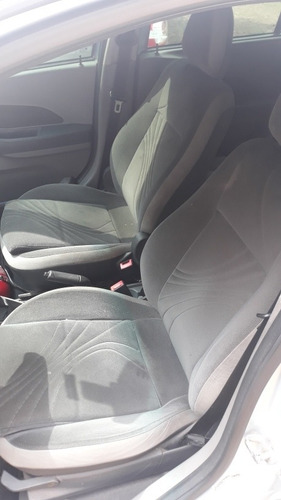 Imagem 2 de 6 de Chevrolet Agile 2011 1.4 Ltz 5p