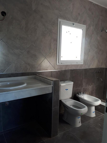 Imagen 10 de 12 de Casa En Venta El Canton Bº Norte A Laguna C/pileta