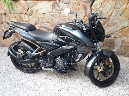 Bajaj Rouser Ns 200