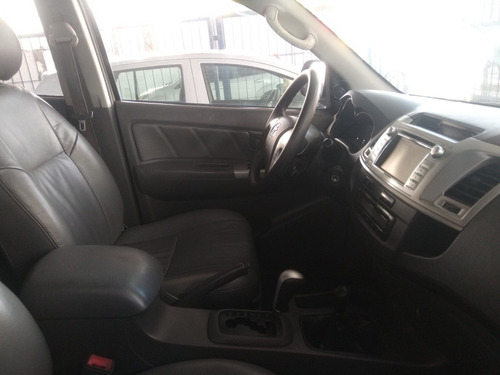 Imagem 4 de 4 de Toyota Hilux 2012 3.0 Srv Top Cab. Dupla 4x4 Aut. 4p 171 Hp