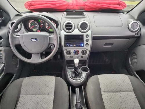 Imagem 9 de 15 de Ford Fiesta 1.6 8v Flex 2013
