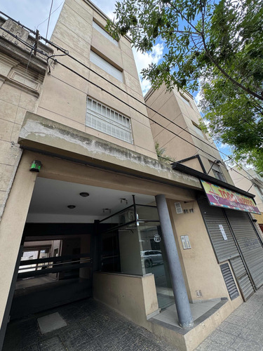 Departamento Centrico 2 Ambientes Con Cochera En Luján - Apto Credito Hipotecario