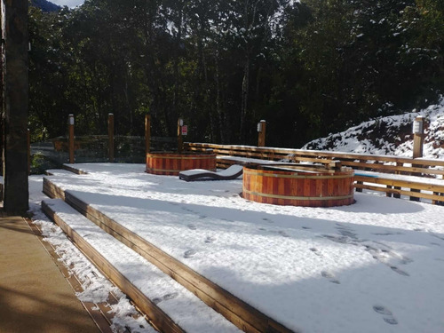 Hermosa Parcela En Condominio Con Terma Privada, En Pucón