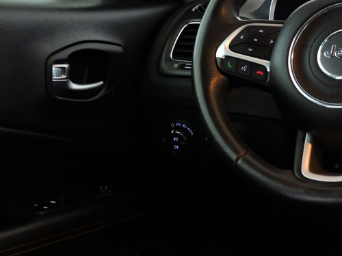 Imagem 13 de 19 de Jeep Compass 2.0 16v Longitude 2017