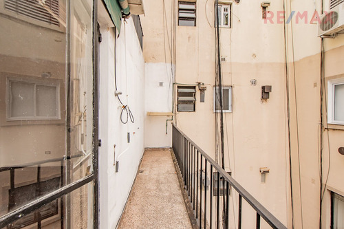 Imagen 5 de 15 de Venta Monoambiente Con Balcon Corrido - Almagro