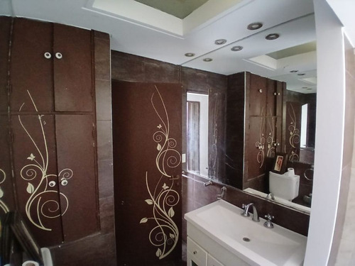 Departamento Tipo Casa En Venta Condicionada En Lanus Este