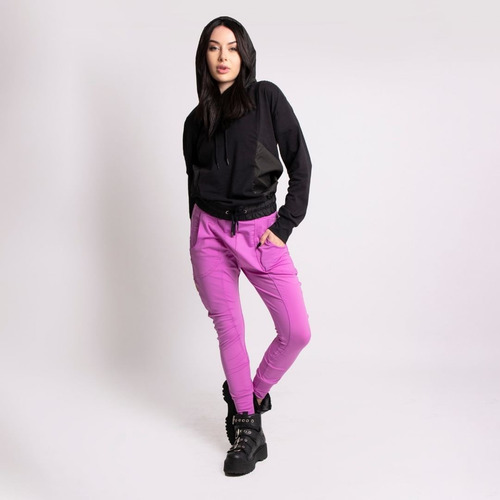 Imagen 6 de 10 de Babucha Jogger Progressive Blemish Con Tachas Y Bolsillos