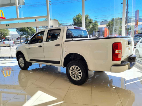Imagem 2 de 7 de Chevrolet S10 Cabine Dupla 2.5 Ecotec Sidi Advantage 4x2 (c