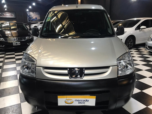 Peugeot Partner 1.6 Hdi Confort 2015 Gris Ljz