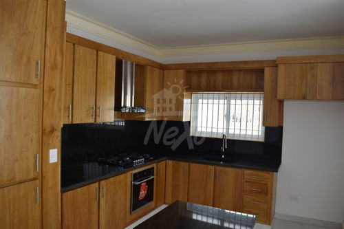 Imagen 14 de 22 de Casa Moderna En Venta Urbanización Los Prados, Santiago (jpc-221)