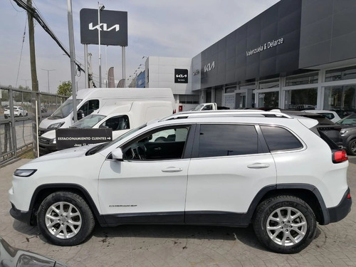 Jeep Cherokee LONGITUD 4X4 2.4