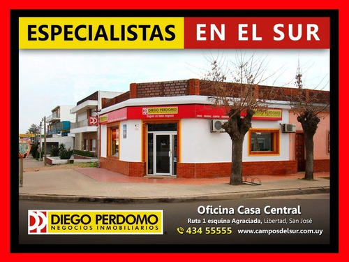 Local Comercial De 2 Ambientes, En Alquiler. Libertad