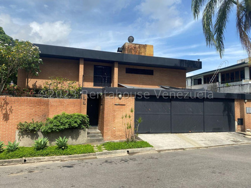 Casa En Venta En El Cafetal Cr- 24-221