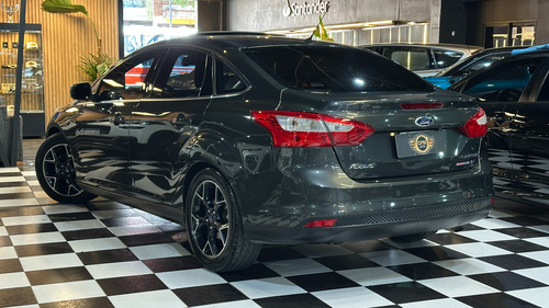 Ford Focus III 2.0 Sedan Titanium At6