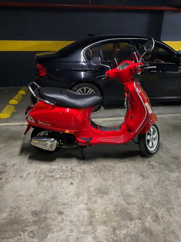 Imagen 7 de 16 de Moto Scooter Piaggio Vespa Vxl 150 2018 1 Mano 900 Km Roja