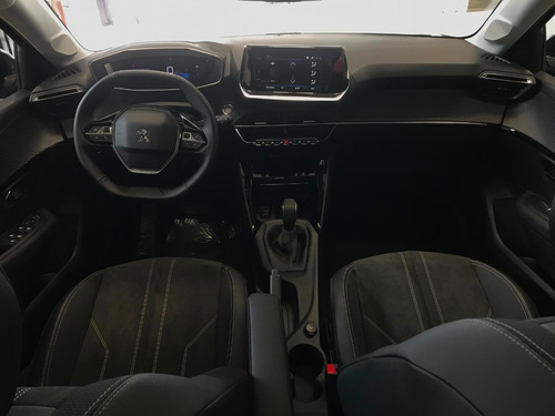 Peugeot 208 1.6l Feline Tiptronic