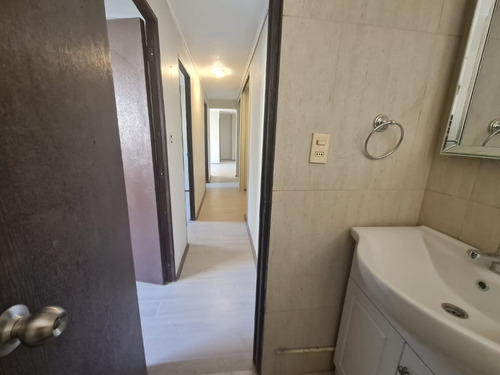 Departamento Remodelado Áreas Verdes Metro. Comuna Macul.