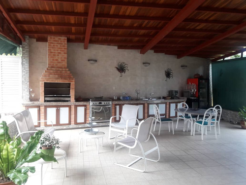 Inmobilia Group Vende Casa En Altos De Guataparo