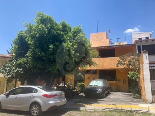 Casa En Venta En Bosques De Las Palmas