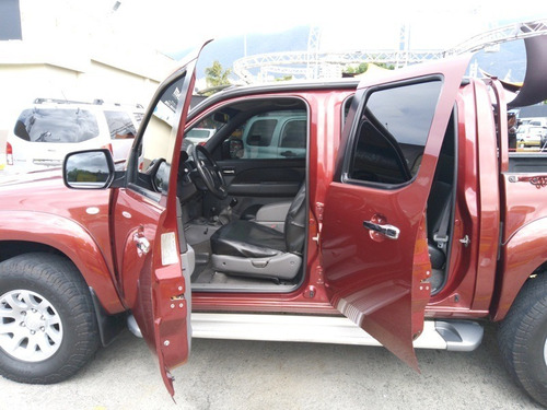 Imagen 2 de 14 de Mazda Bt-50